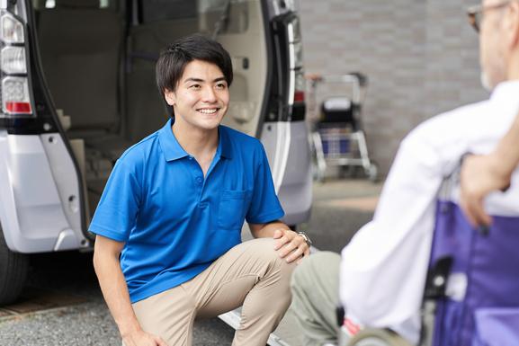 有限会社ふぁみりーえいど 介護タクシードライバー（パート・アルバイト） ー奈良県奈良市｜ドライバー求人ならクロスワークの画像