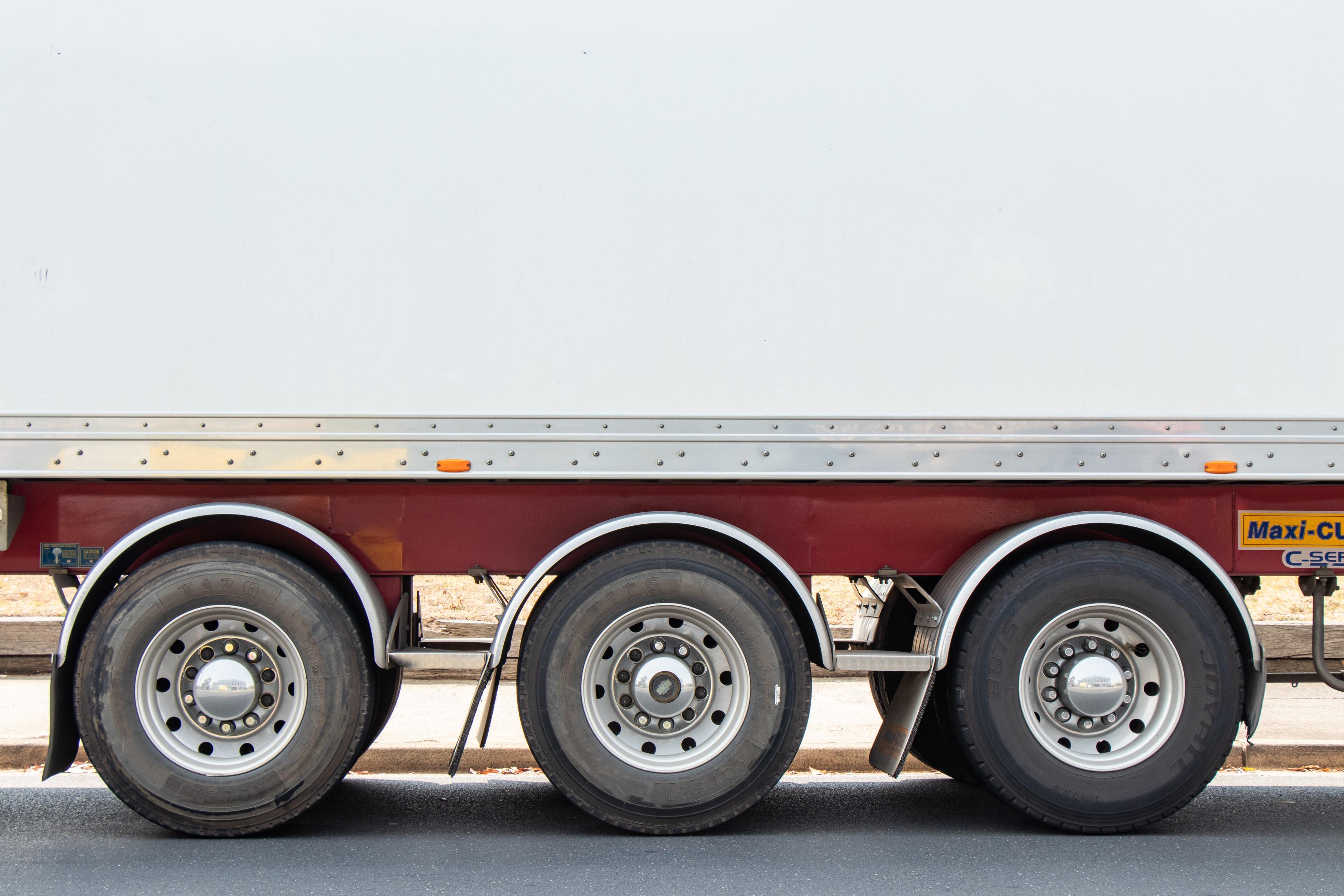 有限会社港町運送 準中型トラックドライバー（正社員） ー島根県浜田市｜ドライバー求人ならクロスワークの画像
