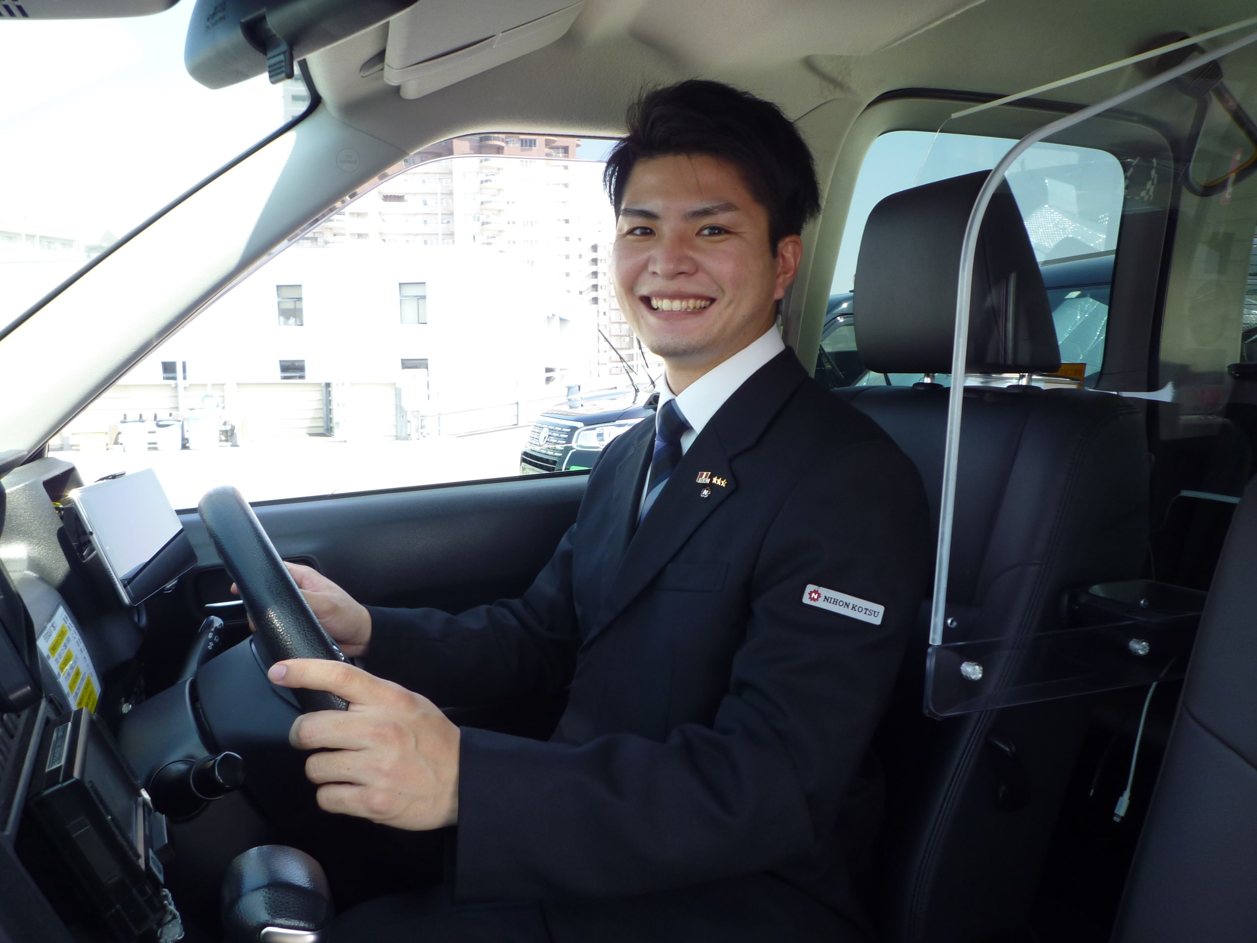 日本交通株式会社千住営業所のタクシードライバー求人（正社員）の画像