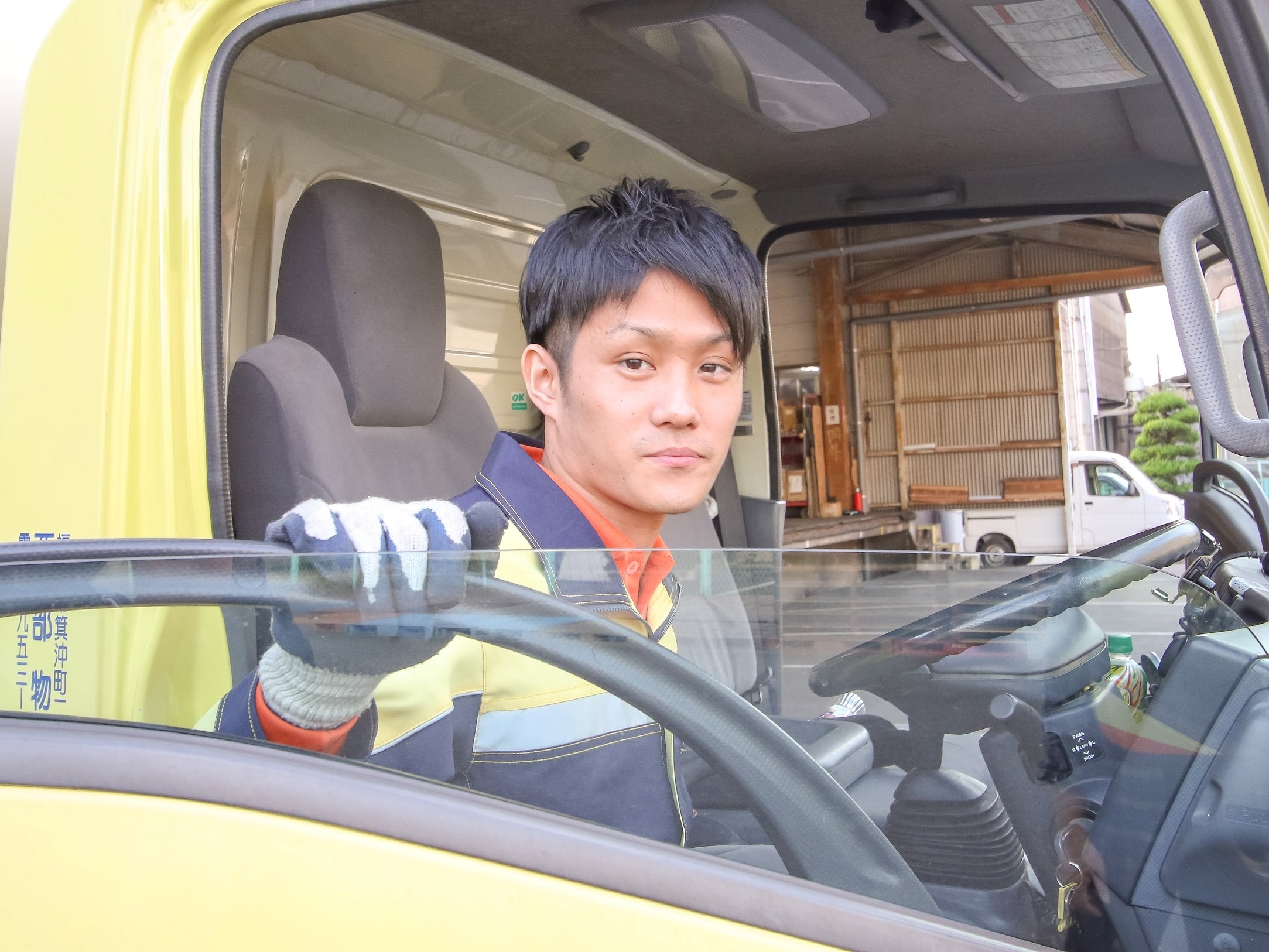 西部運輸株式会社 大型トラックドライバーの求人（正社員）ー島根県安来市｜ドライバー・運転手の求人・転職・募集ならクロスワークの画像