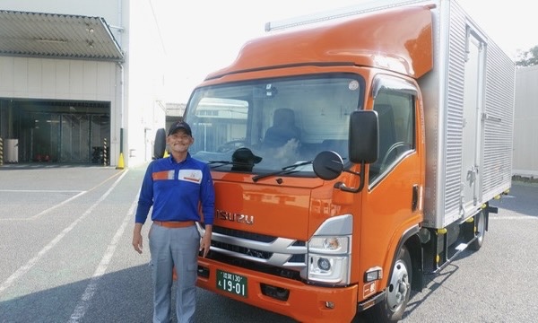 株式会社ヒガシトゥエンティワンの中型・準中型トラックドライバー求人（正社員）の画像