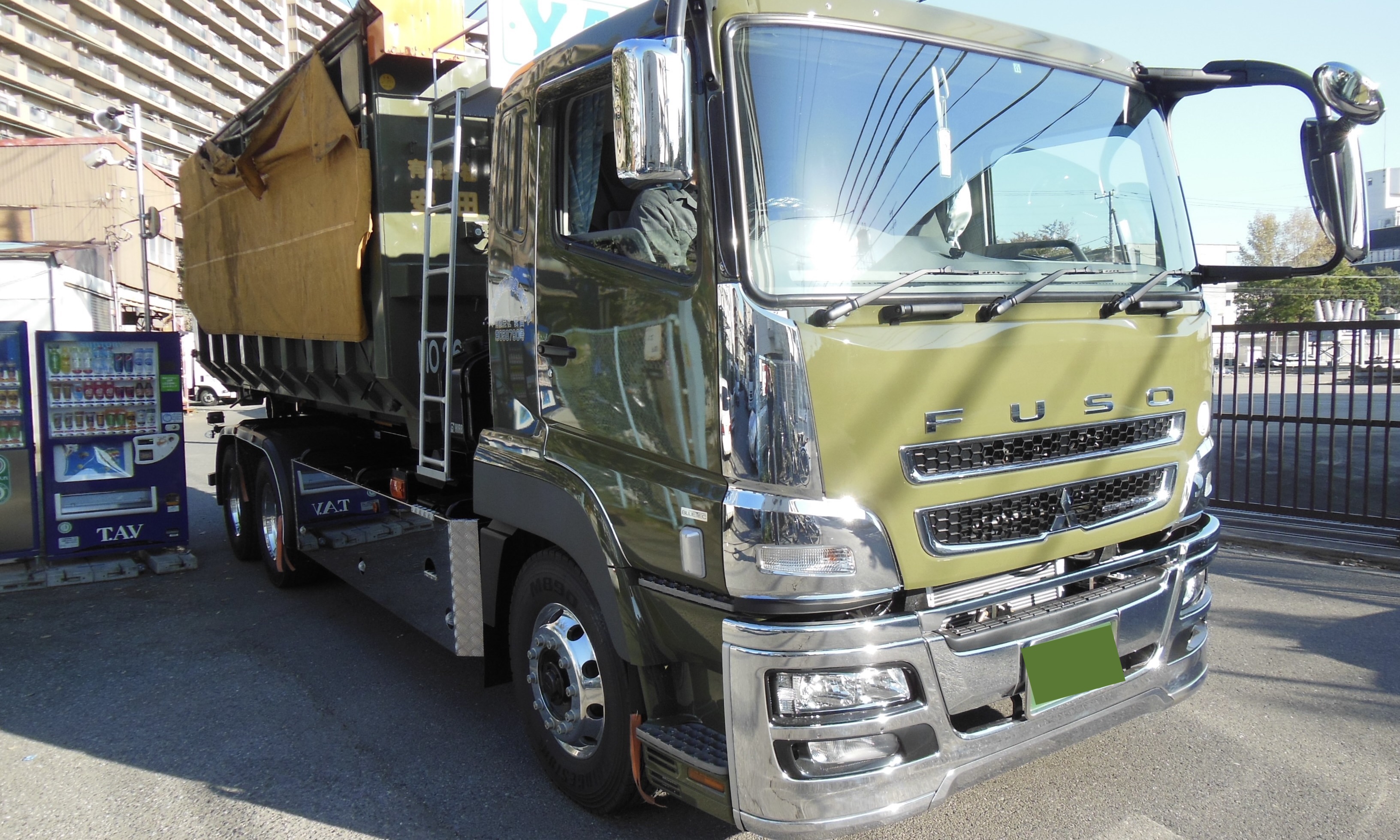 有限会社安田の大型トラックドライバー求人（正社員）の画像