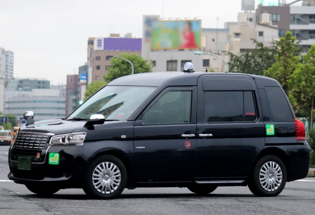 タクシー業界に選ばれる車種｜乗客満足度をあげる車両選びの秘訣