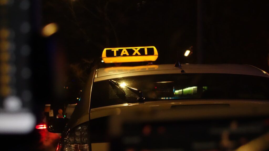 タクシー